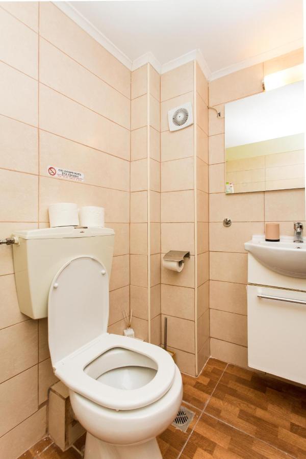 Central Apartment Downtown Szaloniki Kültér fotó