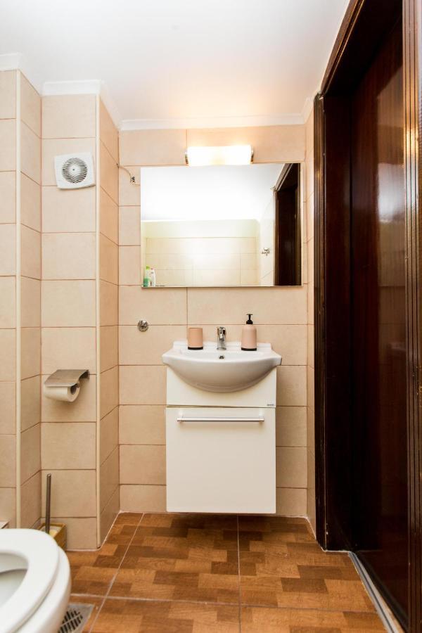 Central Apartment Downtown Szaloniki Kültér fotó